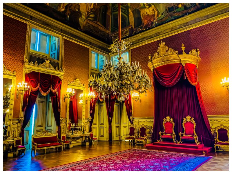 throne room ajuda